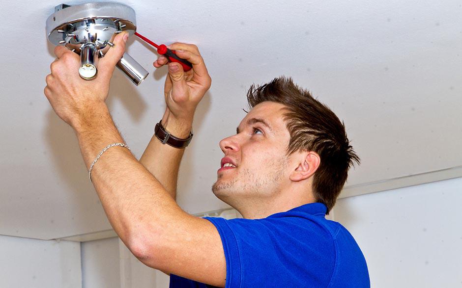 électricien installateur Paris 1