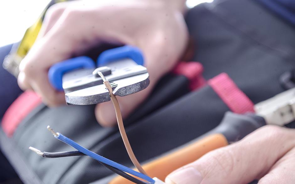 tarif électricien Paris 14